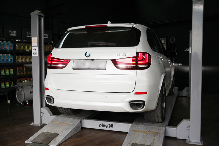 BMW F15 X5 40D ENGINE OIL 영통 고객분의 차량 합성유 교환 1 BMW F15 X5 40D ENGINE OIL CHANGE