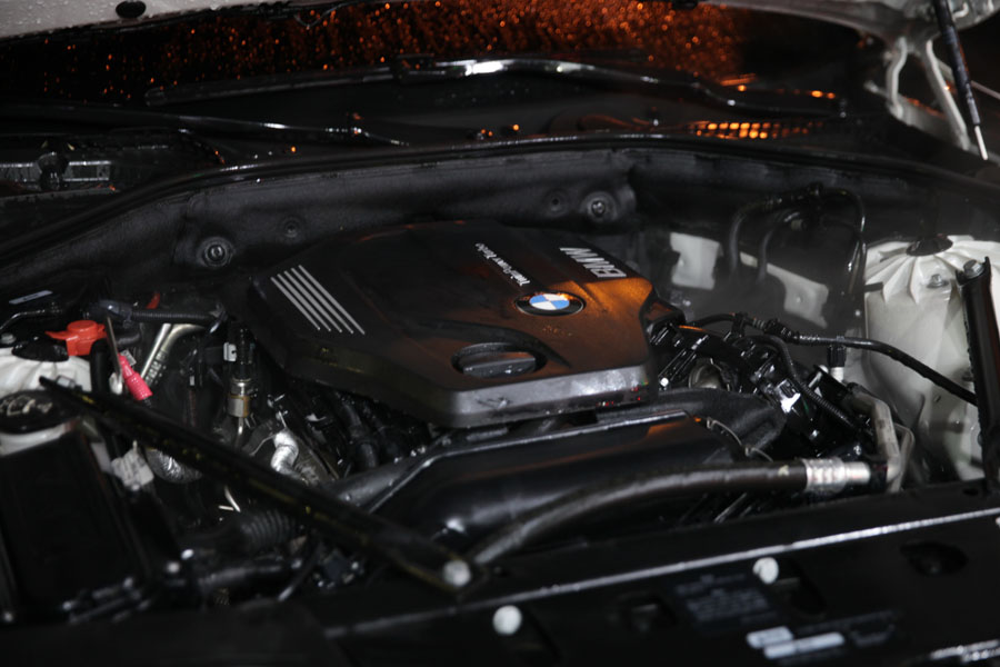 잊지 않고 방문해주신 BMW 520D 합성유 교환을 하겠습니다 10 010 IMG 7036