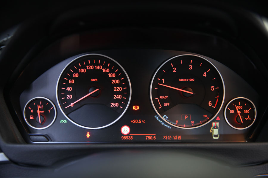 F32 BMW 420D 엔진오일 선택이 중요합니다 5 026 IMG 7965