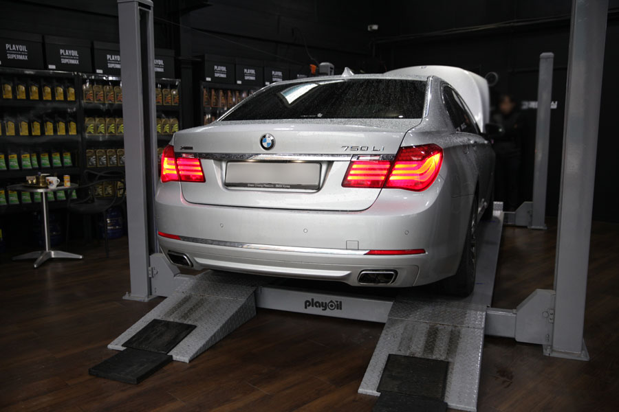 BMW 750LI 합성유 교환과 엔진플러싱 1 001 IMG 7361