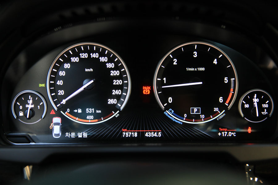 BMW X6 40D 엔진오일을 깔끔하게 플러싱 후 합성유 교환 2 002 IMG 9824