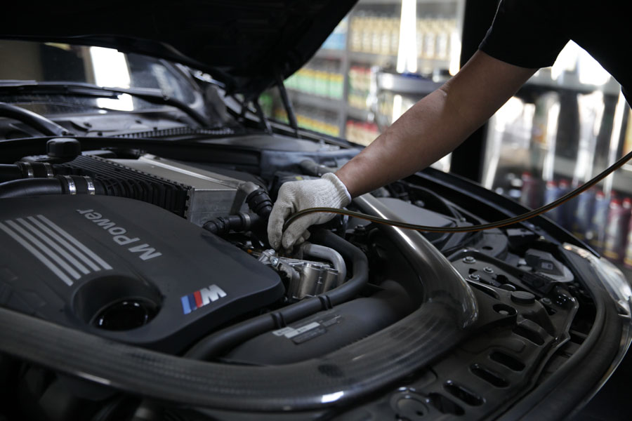 수원 합성유 전문점에 입고된 BMW F80 M3 엔진오일 그리고 데후오일 교환 11 010 IMG 0845