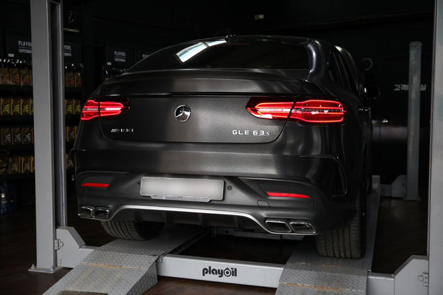 압도적인 포스의 벤츠 GLE 63 AMG 쿠페 엔진오일 교환 1 001 IMG 3197