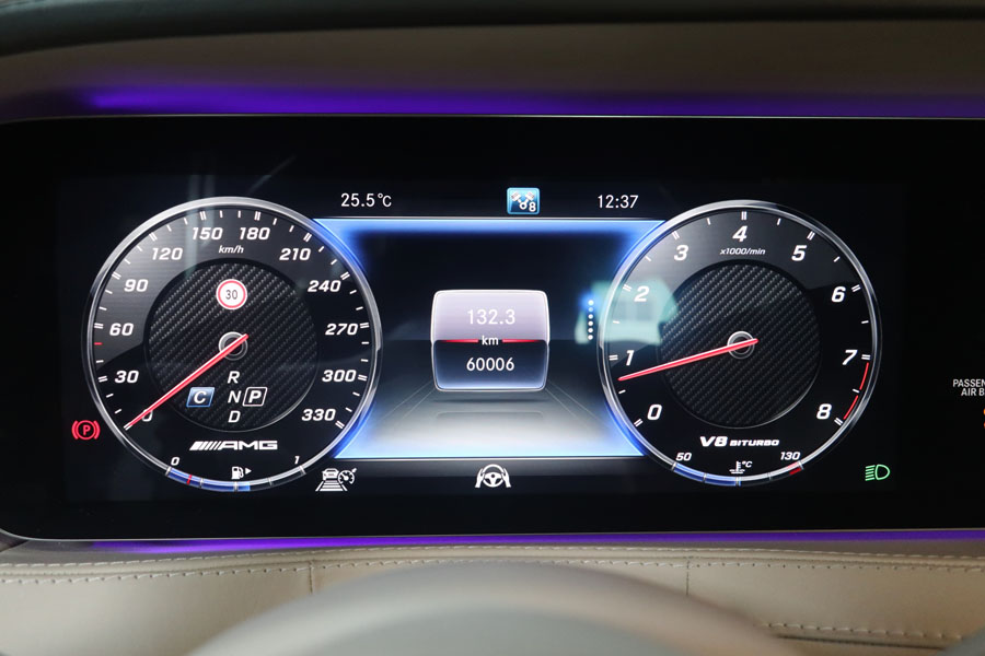 W222 벤츠 S63 AMG 엔진오일 교환은 고성능 차량에 걸맞은 합성유 사용 4 004 IMG 0675