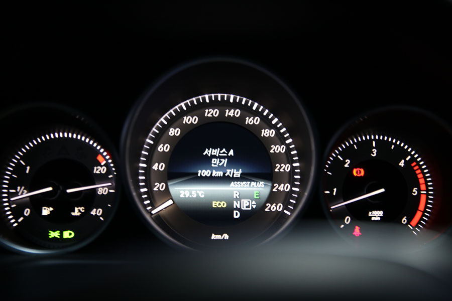 보기 드문 벤츠 E350 디젤 합성유 교환 6 006 IMG 3460