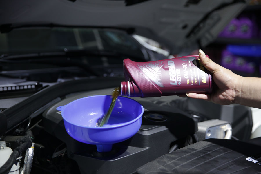 적절한 시기에 BMW 320I 엔진오일 교환 9 009 IMG 6076 1