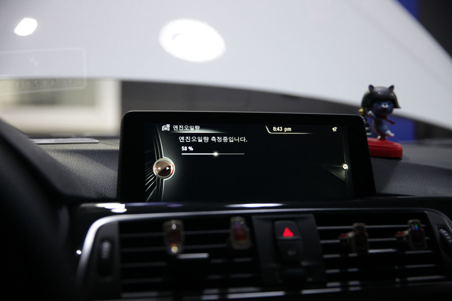 적절한 시기에 BMW 320I 엔진오일 교환 10 010 IMG 6077 1