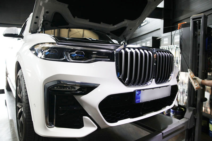 BMW G07 X7 40I