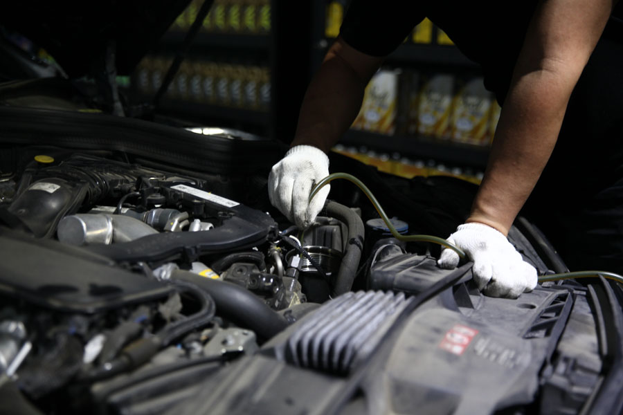 보기 드문 벤츠 E350 디젤 합성유 교환 12 012 IMG 3489