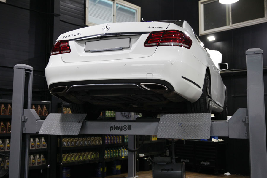 벤츠 E250 CDI 엔진오일 교환 정숙한 합성유로 11 벤츠 E250 CDI 엔진오일 교환