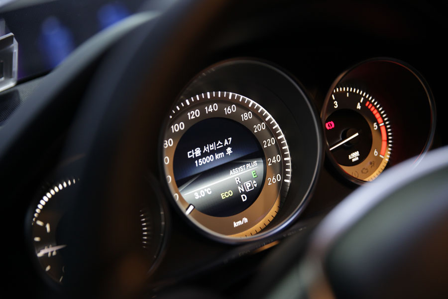 벤츠 E250 CDI 엔진오일 교환 정숙한 합성유로 15 029 IMG 3939