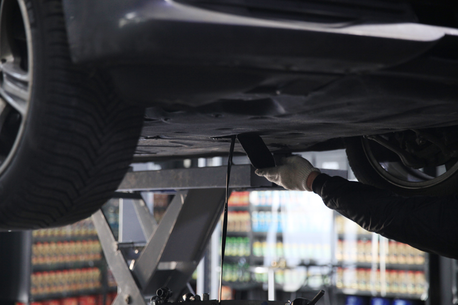 BMW 320D 엔진오일 교체 그리고 브레이크액 교환 11 000 IMG 3578 1