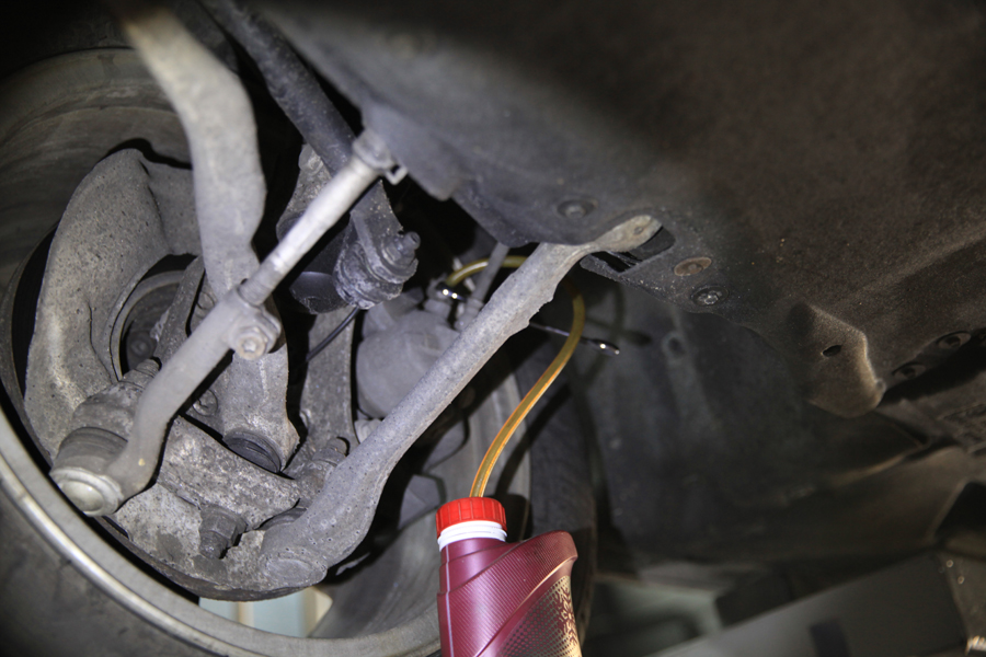 BMW 320D 엔진오일 교체 그리고 브레이크액 교환 16 015 IMG 3584 1