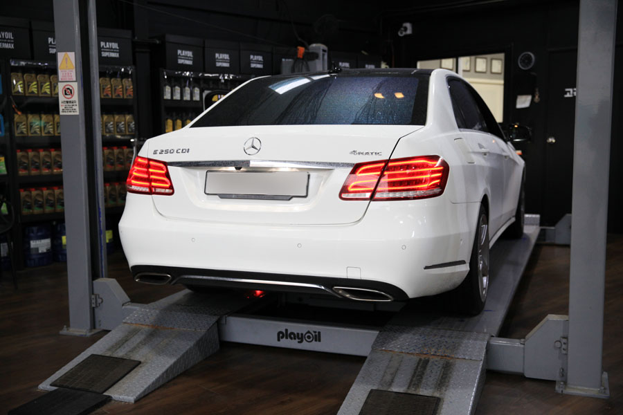 소음에 탁월한 합성유로 벤츠 E250 엔진오일 교체 1 015 IMG 5805