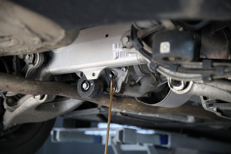 수원에서 엔진 플러싱과 BMW 520D 합성엔진오일 및 데후오일 교환 17 016 IMG 4654 1