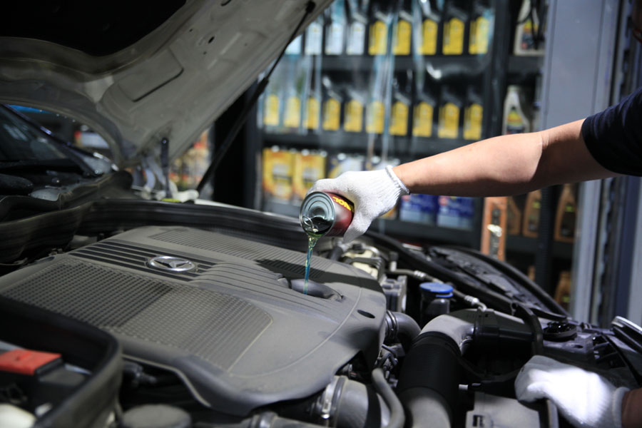 소음에 탁월한 합성유로 벤츠 E250 엔진오일 교체 2 016 IMG 5806