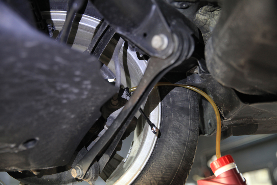 BMW 320D 엔진오일 교체 그리고 브레이크액 교환 18 017 IMG 3586 1