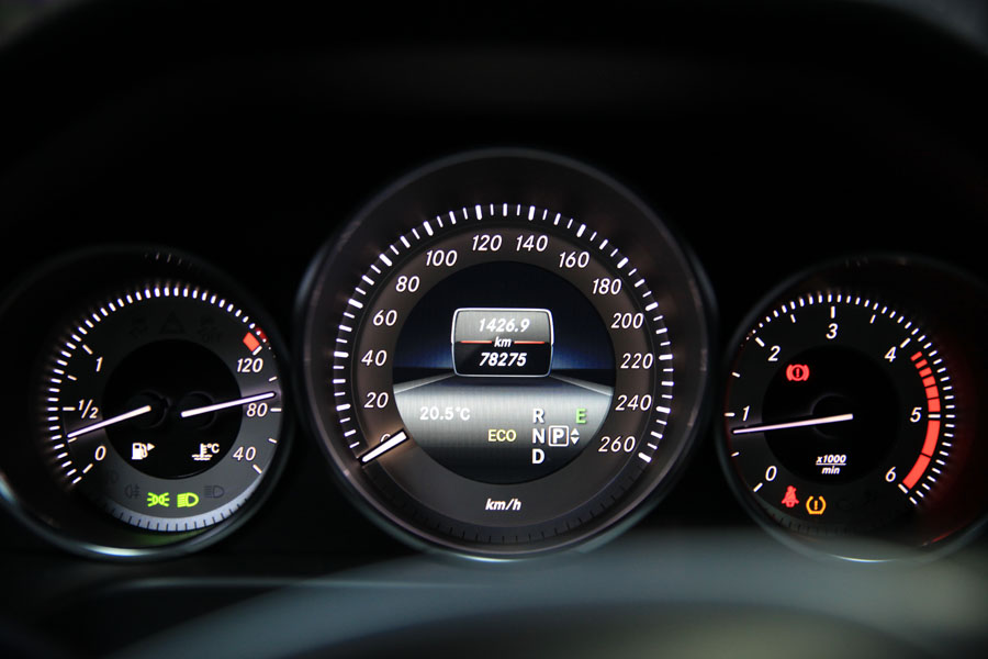 소음에 탁월한 합성유로 벤츠 E250 엔진오일 교체 3 017 IMG 5807