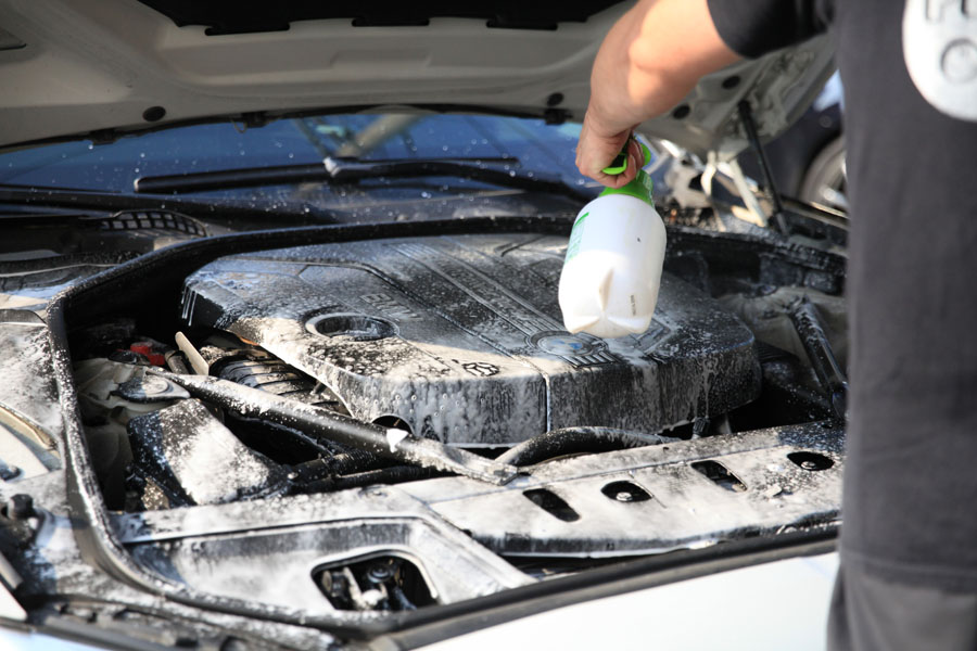 수원에서 엔진 플러싱과 BMW 520D 합성엔진오일 및 데후오일 교환 24 023 IMG 4663 1 1