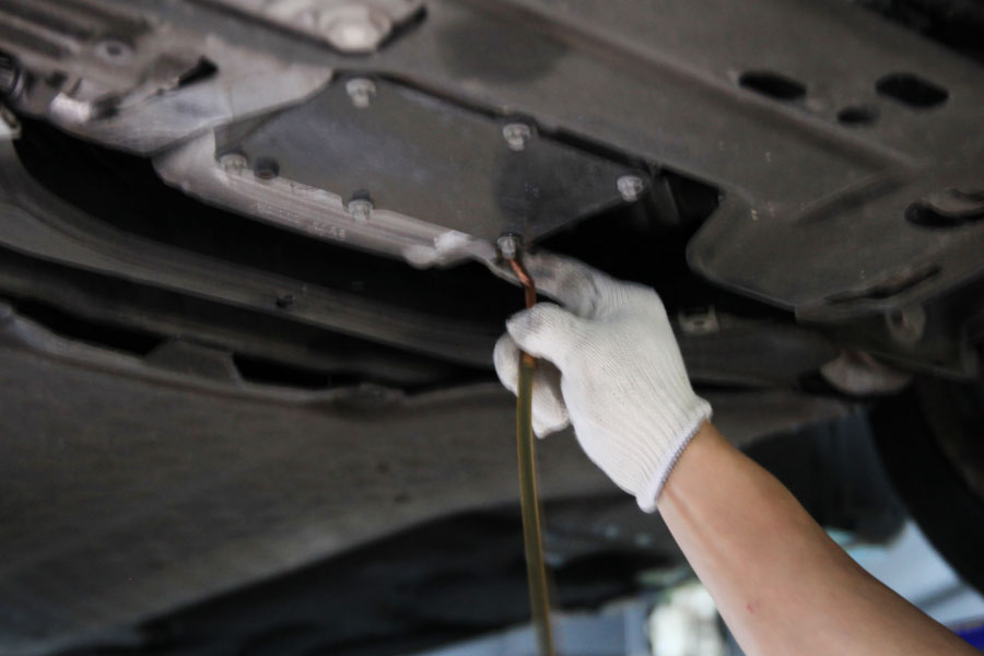 소음에 탁월한 합성유로 벤츠 E250 엔진오일 교체 16 030 IMG 5824