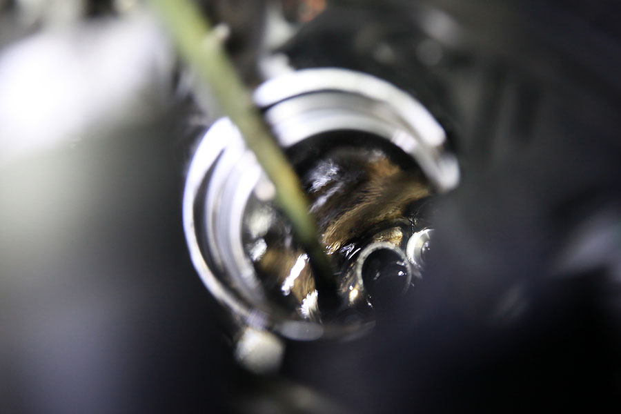 벤츠 E220D 카브리올레 엔진오일 교체 시 점검도 유심히 13 013 IMG 1922