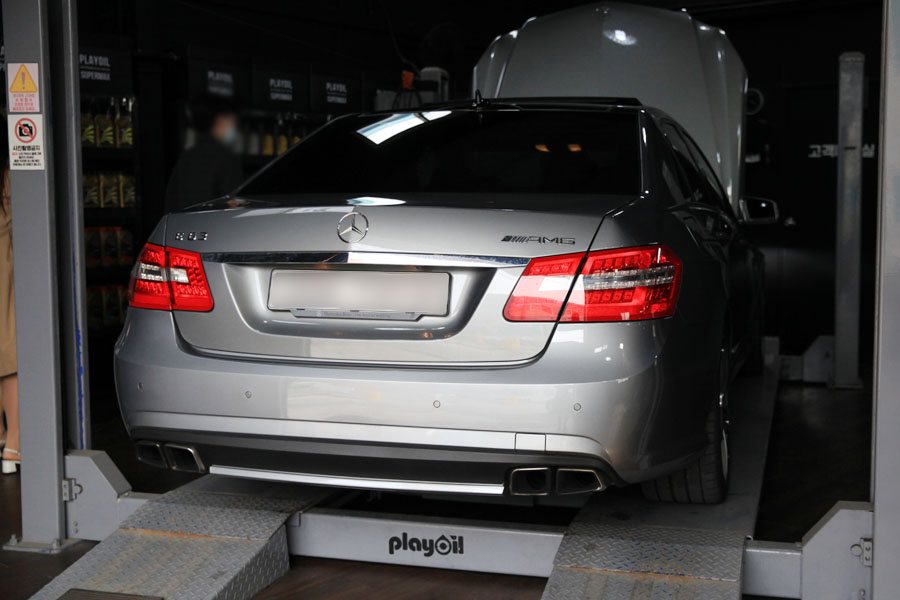 벤츠 E63 AMG 엔진오일 교환을 합성유 전문점에서 진행 1 001 IMG 1889
