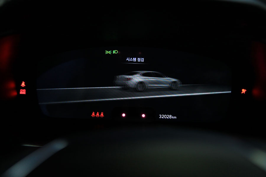 제네시스 G70 3.3 터보 엔진오일 교체와 디퍼런셜 오일 교환 2 002 IMG 3181