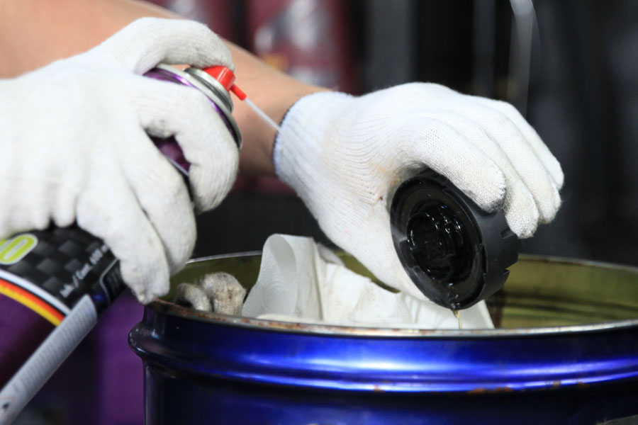 BMW M550D 합성유 교환 수원 플레이오일에서 4 004 IMG 1137