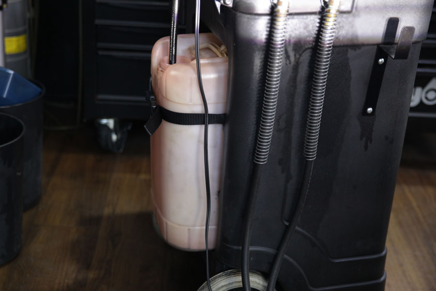 스포티지 미션오일 교환과 엔진오일 깨끗한 클리닝으로 완벽한 교체작업 15 015 IMG 7431 1