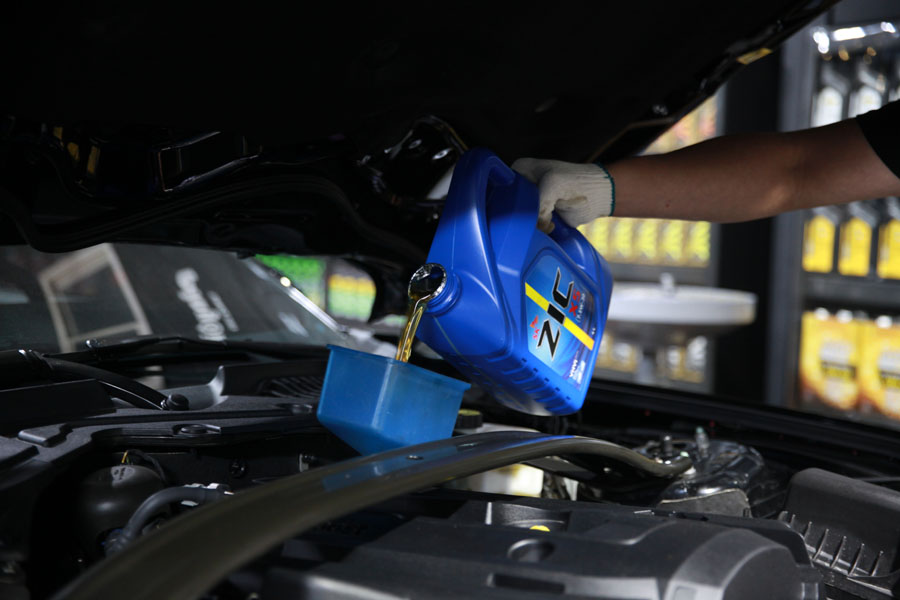 포드 머스탱 합성유 교환을 위해 광교에서 방문해주셨어요 4 004 IMG 9553