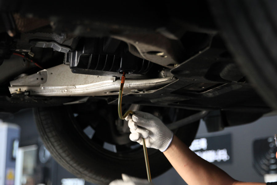 ZF 8단 BMW 528I 미션오일 교환 순환식 작업과 엔진오일 교체 16 015 IMG 2788 1