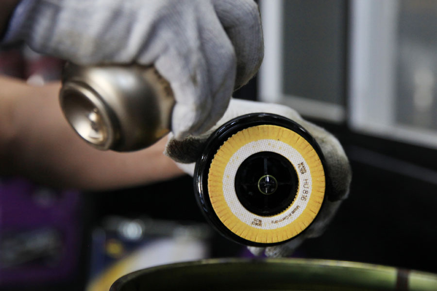 ZF 8단 BMW 528I 미션오일 교환 순환식 작업과 엔진오일 교체 19 018 IMG 2795