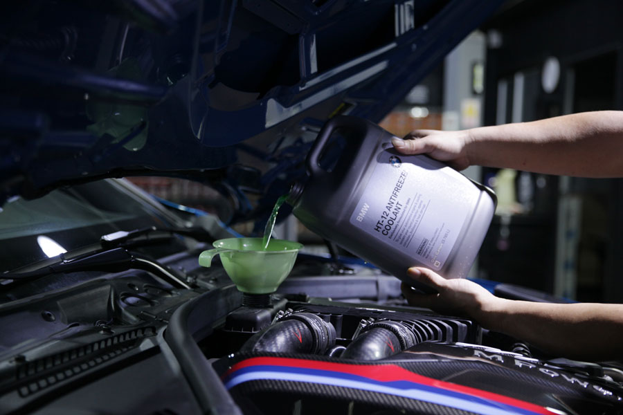 BMW F82 M4 냉각수 교환