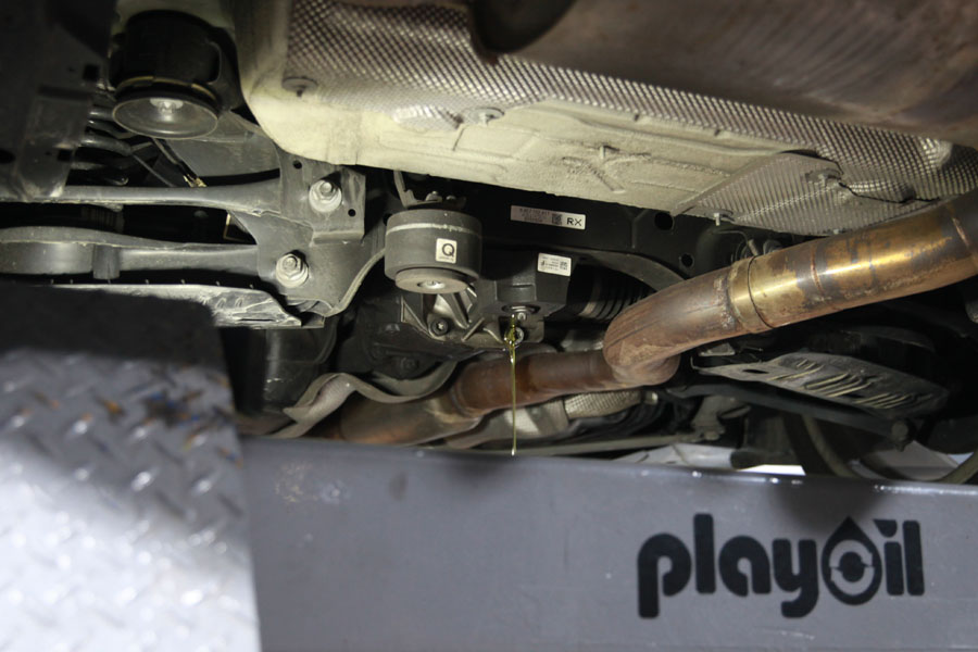 BMW 428I 엔진오일 교체와 디퍼런셜오일 교환 작업기 18 019 IMG 0837