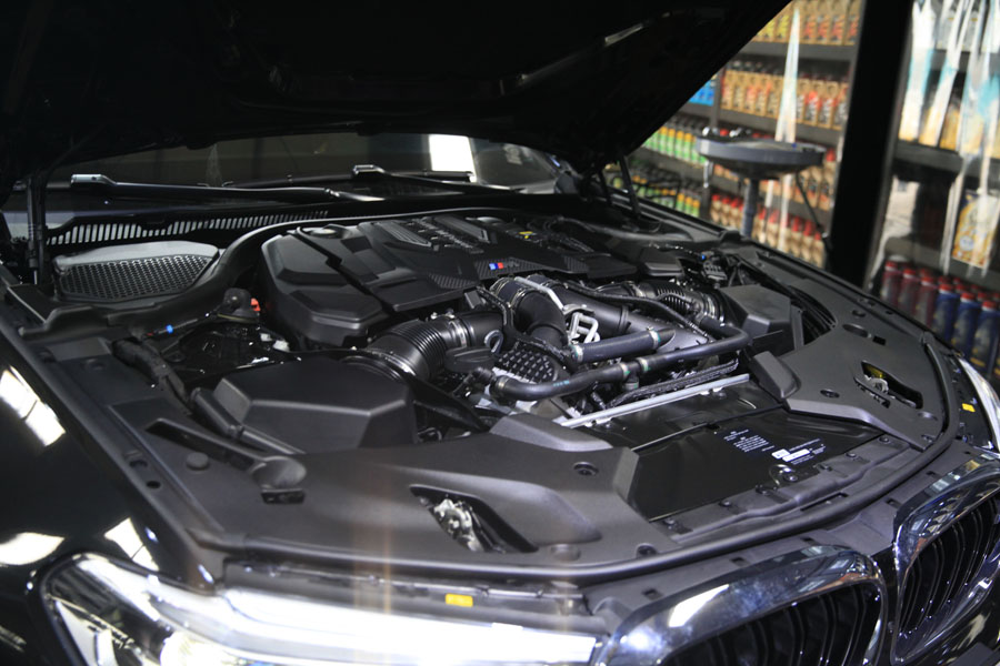 BMW M5 엔진오일 교체와 리어 디퍼런셜 오일을 합성유로 길들이기 25 000 IMG 4285
